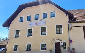 Schlosspension Ering